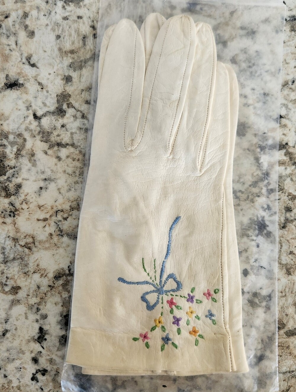 Madova Leather Gloves  Floral Embroidery Size 7 Firenze Italy